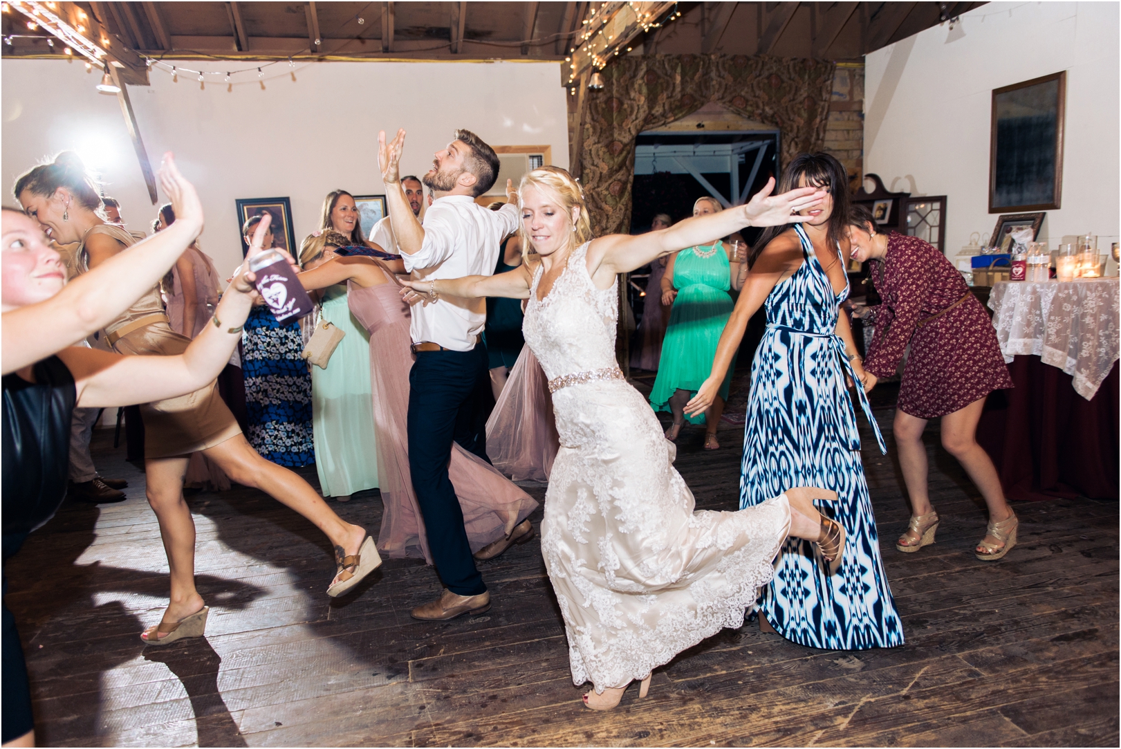 dancing-wedding-photography-bride-dancing