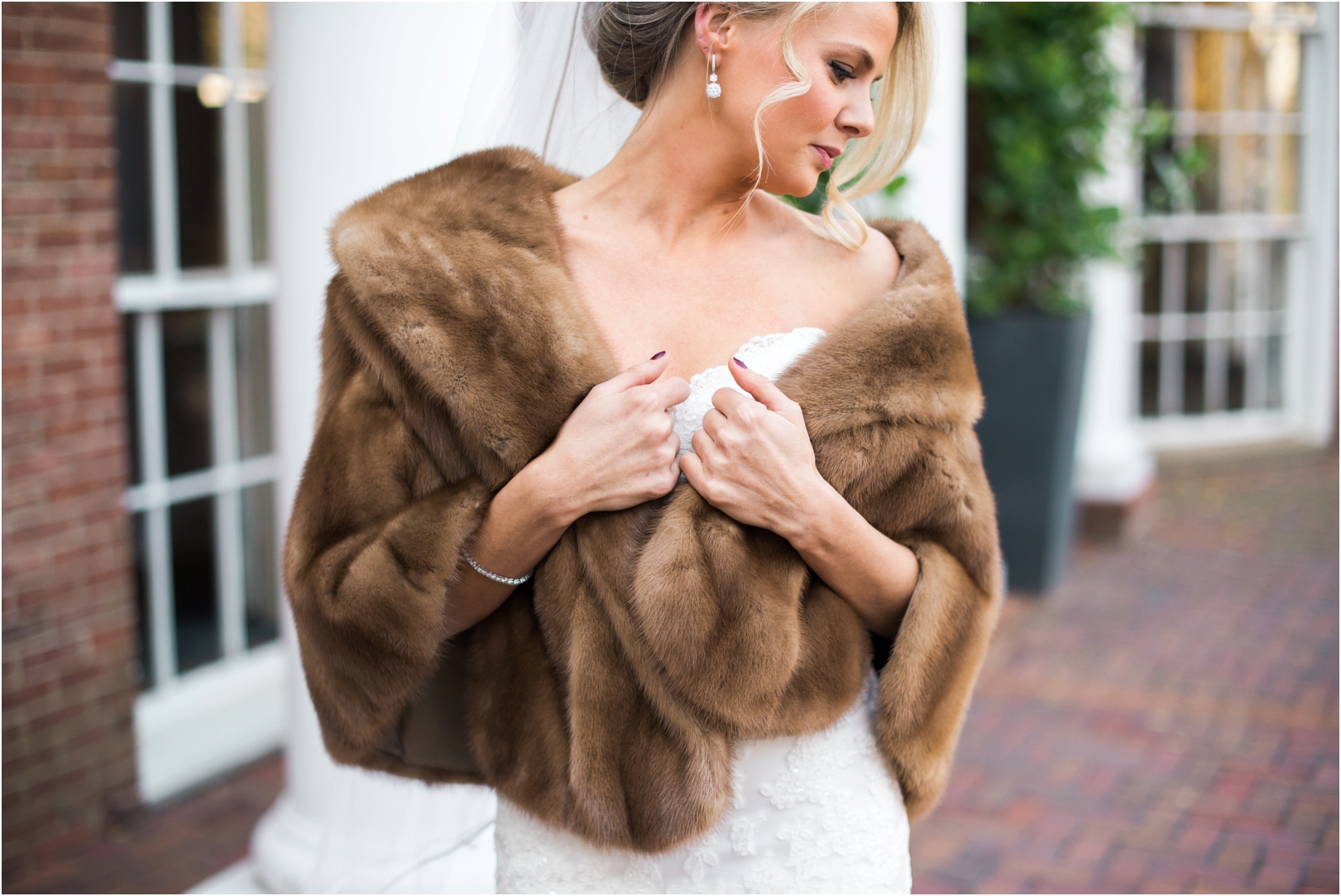 Bride fur wrap winter wedding inspiration 